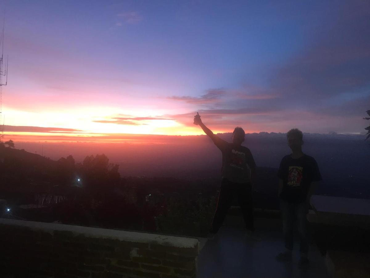De Villa Cetho Karanganyar  Exterior foto